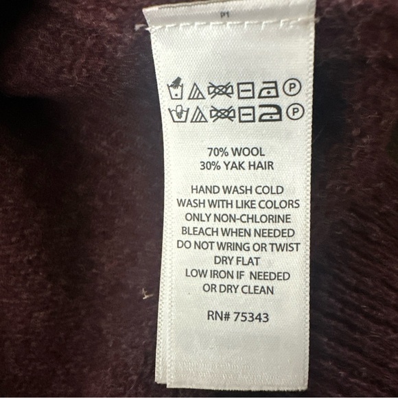 Nanette Lepore Sweater Women's Sz Small Wool Yak Hair Turtleneck Minimalist Plum - Picture 10 of 10